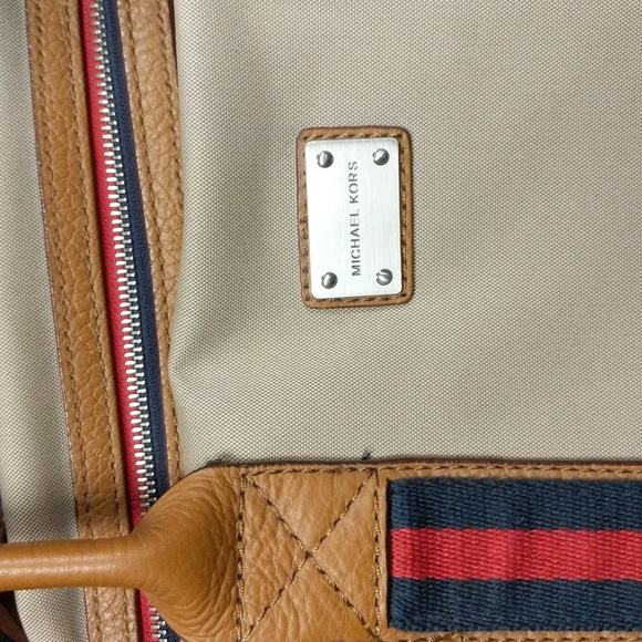 Michael Kors Bag - Picture 3 of 14